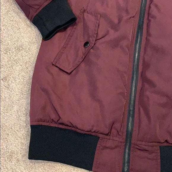 Maroon jacket - Picture 3 of 5